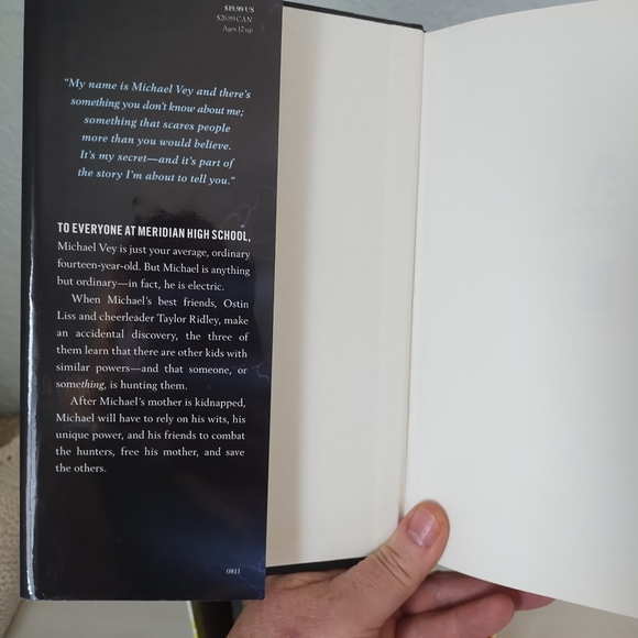 Michael Vey Shocking Collection Hardback Books 1-7 (Boxed Set) - Picture 4 of 11